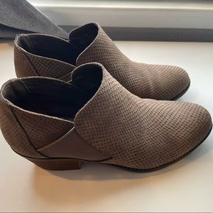 Me Too Ankle Boots - Size 8
